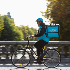 Wolt levererar mat från Helsingborgs lokala restauranger. Foto: Wolt