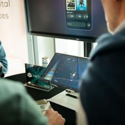 Fem nya startupbolag har antagits till MobilityXlabs samarbetsprogram. Bilden är tagen under MobilityXlabs Tech Day, där startupbolagen visar upp sina valideringsprojekt tillsammans med partners. Foto: Lindholmen Science Park.