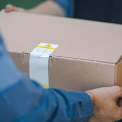 Den ökade e-handeln har skapat utmaningar inom logistik, ekonomi och miljö. Foto: Descartes